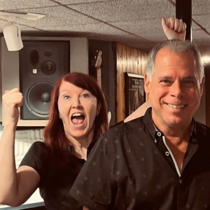 What a great session with actress Kate Flannery  !  We talked music all day.  Now THAT was my ‘Office” for the day.  Check out her music with Jane Lynch and Tim Davis.  What singers! Kate was in for an MLB Bobbleheads campaign.  She is awesome all the way.